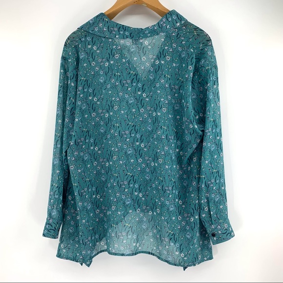 Cabi Chase Blouse, #3761, Small - Picture 13 of 16